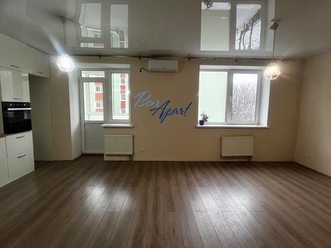 квартира за адресою Академіка Лебедєва вул., 1