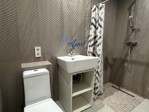 квартира за адресою Академіка Лебедєва вул., 1