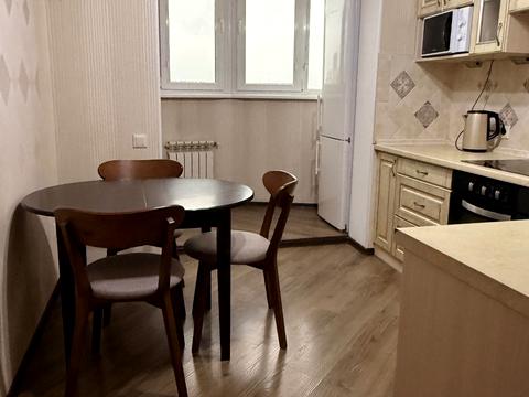 квартира за адресою Одеса, Академіка Корольова вул., 120