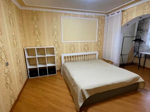 квартира за адресою Анни Ахматової вул., 13-Б