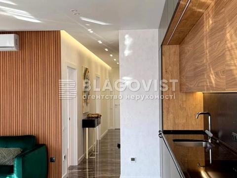 квартира за адресою Дніпровська набережна вул., 18-А