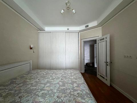 квартира за адресою Дегтярна вул., 7