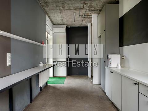 комерційна за адресою Воздвиженська вул., 51