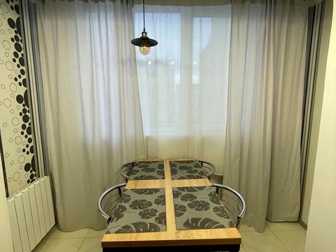 квартира за адресою Анни Ахматової вул., 13-Б