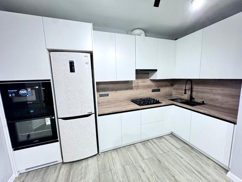 квартира за адресою Богдана-Ігора Антонича вул., 7