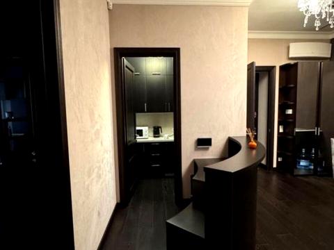 комерційна за адресою Симона Петлюри вул. (Комінтерну), 18