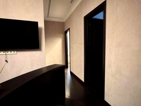 комерційна за адресою Симона Петлюри вул. (Комінтерну), 18