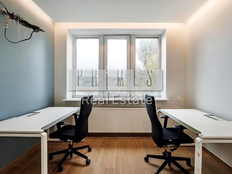 коммерческая по адресу Зарічна ул., 2