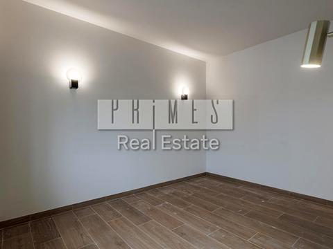 коммерческая по адресу Зарічна ул., 2