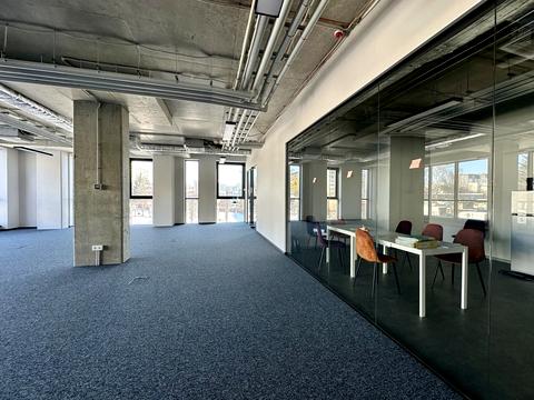 коммерческая по адресу Пасечная ул., 162