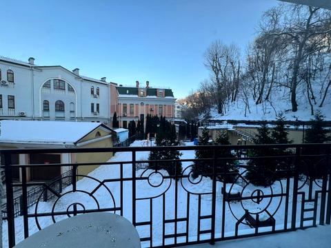 квартира за адресою Дегтярна вул., 7