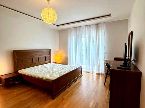 будинок за адресою Поперечна вул., 10