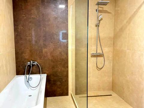 будинок за адресою Поперечна вул., 10