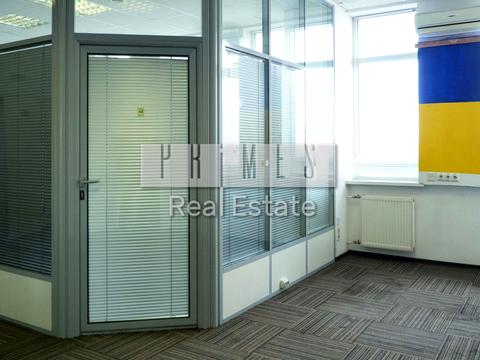 коммерческая по адресу Героїв Космосу ул., 4