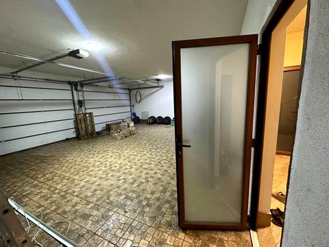 будинок за адресою Суворова вул.