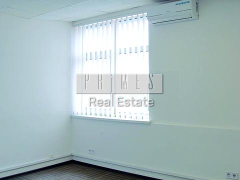 коммерческая по адресу Героїв Космосу ул., 4