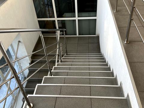 коммерческая по адресу Проспект Незалежності, 102