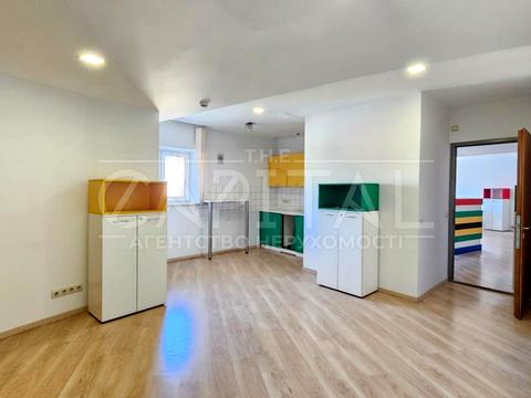 коммерческая по адресу Большая Васильковская ул. (Красноармейская), 9-2