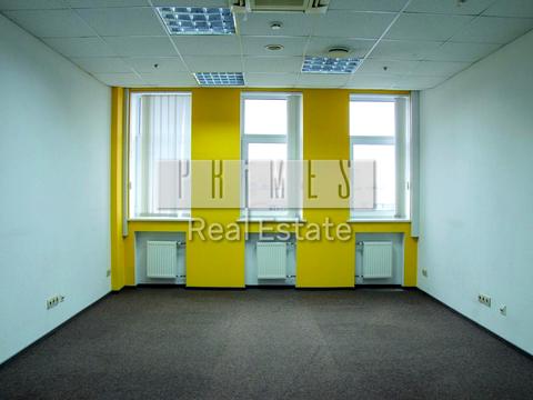 коммерческая по адресу Героїв Космосу ул., 4