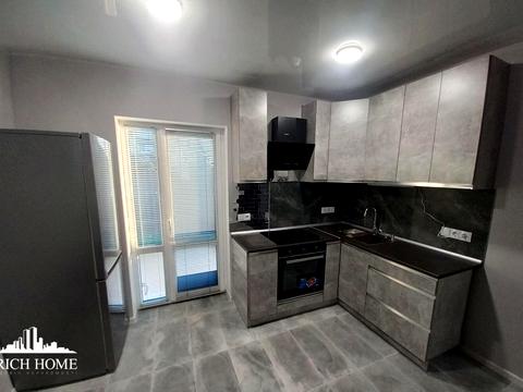 дом по адресу Айвазовського, 8