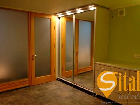 будинок за адресою Костянтина Великого вул.