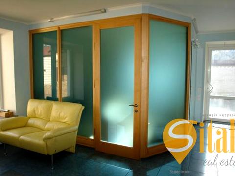 будинок за адресою Костянтина Великого вул.