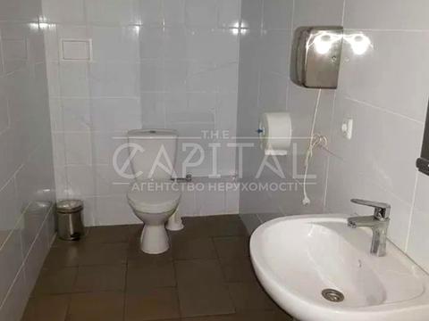 комерційна за адресою с. Святопетрівське, Центральна вул., 58