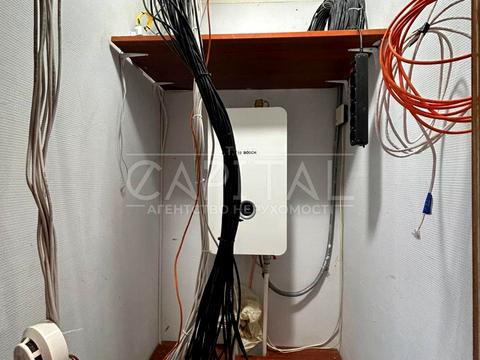 комерційна за адресою Лесі Українки бульв., 7-Б