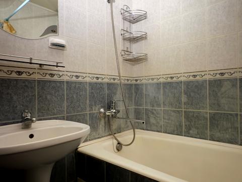 квартира за адресою Анни Ахматової вул., 15