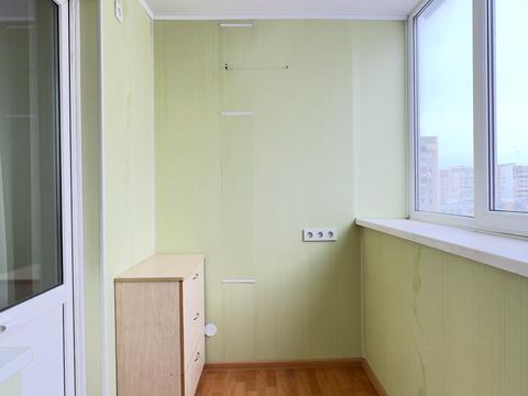 квартира за адресою Анни Ахматової вул., 15