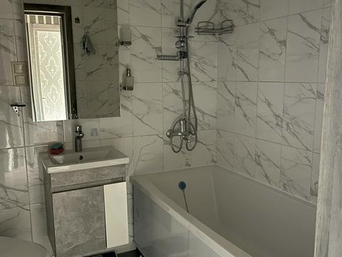 квартира по адресу Александровская ул., 1г