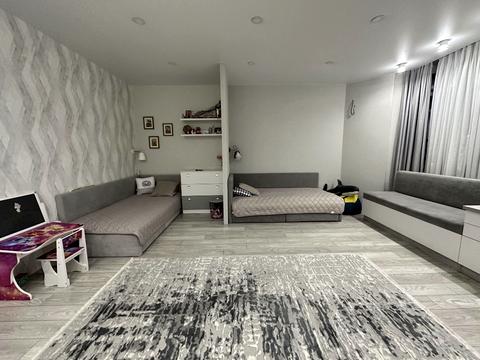 квартира за адресою Героїв України просп. (Героїв Сталінграду), 13-Ж