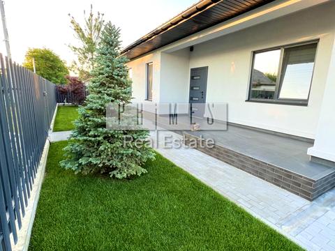 дом по адресу Леоніда Каденюка ул.