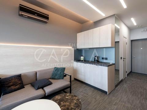 комерційна за адресою Васильківська вул., 100-А