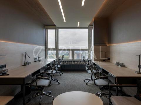 комерційна за адресою Васильківська вул., 100-А