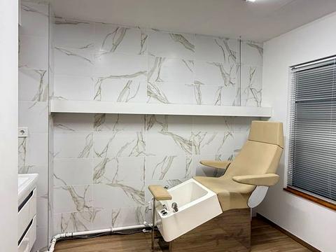 комерційна за адресою Науки просп. (Гагаріна), 112-Б