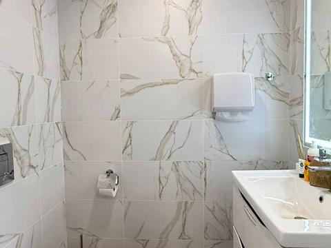 комерційна за адресою Науки просп. (Гагаріна), 112-Б