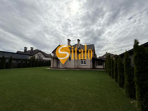 будинок за адресою Центральна