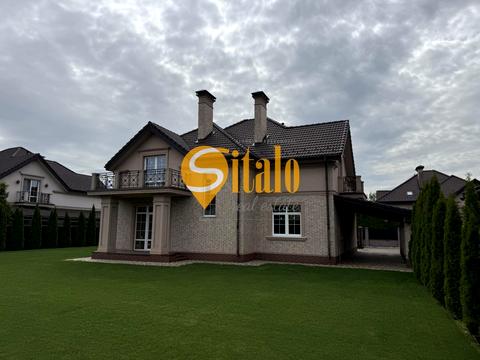 будинок за адресою Центральна