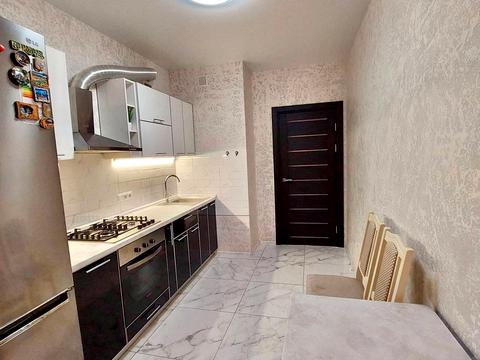 квартира за адресою Героїв Небесної Сотні просп., 32/1