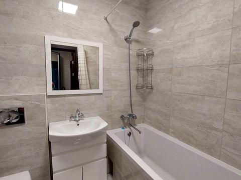 квартира по адресу Героев Небесной Сотни просп., 32/1