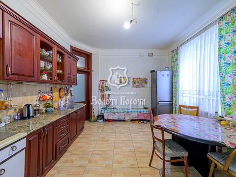 будинок за адресою Стожари, 3