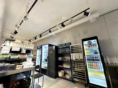 комерційна за адресою Науки просп. (Гагаріна), 90