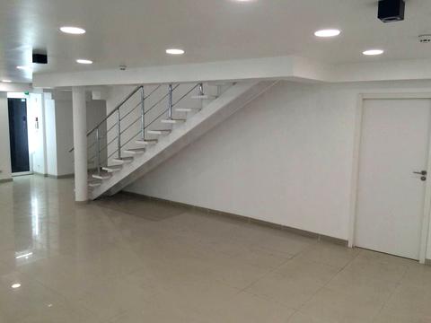 комерційна за адресою Дмитра Яворницького просп. (Карла Маркса), 54