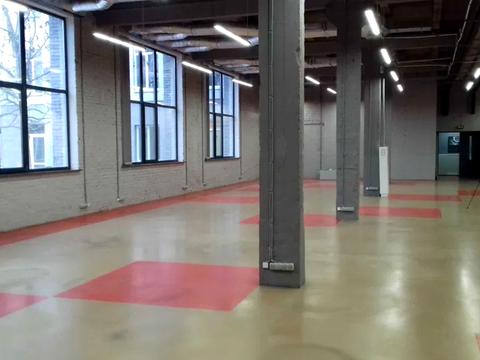 комерційна за адресою Польова вул., 21