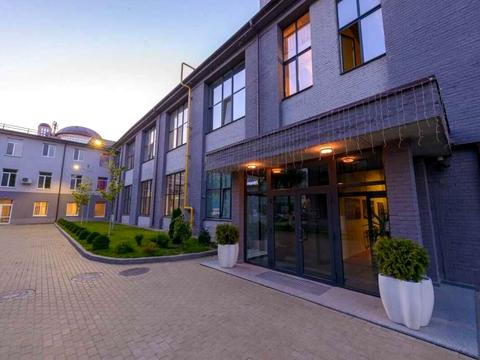 комерційна за адресою Польова вул., 21