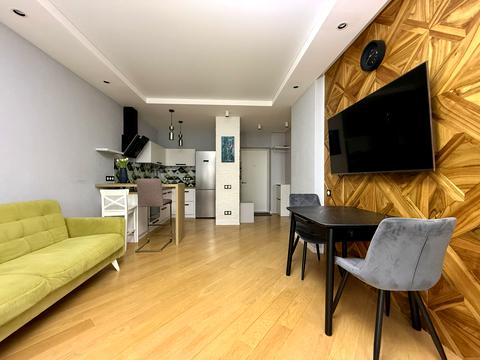 квартира за адресою Європейського Союзу просп. (Правди), 45-А