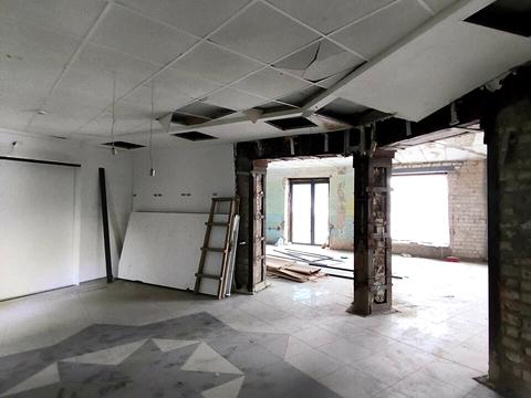 комерційна за адресою Аерокосмічний просп. (Гагаріна), 21