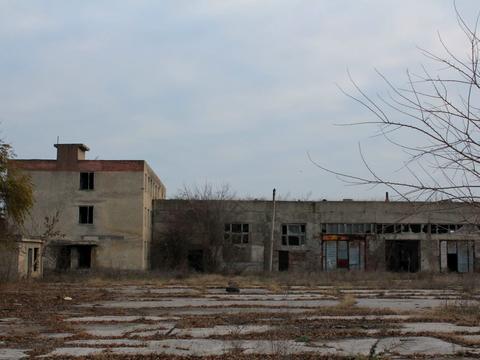 комерційна за адресою Білгород-Дністровський, Серпнева вул., 1