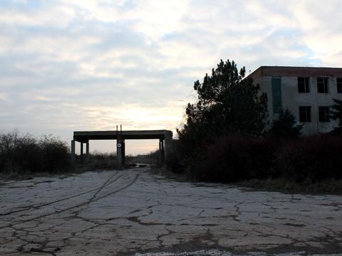 комерційна за адресою Білгород-Дністровський, Серпнева вул., 1